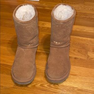 Chestnut Uggs